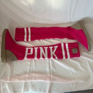 Victoria’s Secret Pink & White Mukluk Cable Knit Sweater Boots Slippers Size 7/8